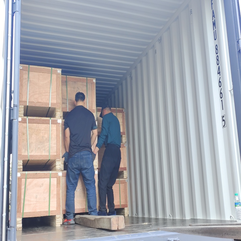 Thirty-one butt welding machines were sent to Poland